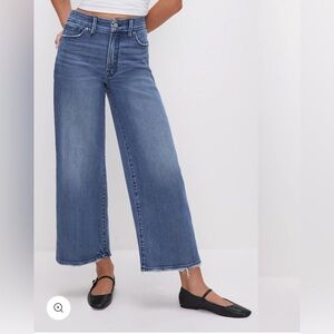 GOOD AMERICAN Good Waist Cropped Palazzo Jeans - Indigo 338. Size: 8/29”